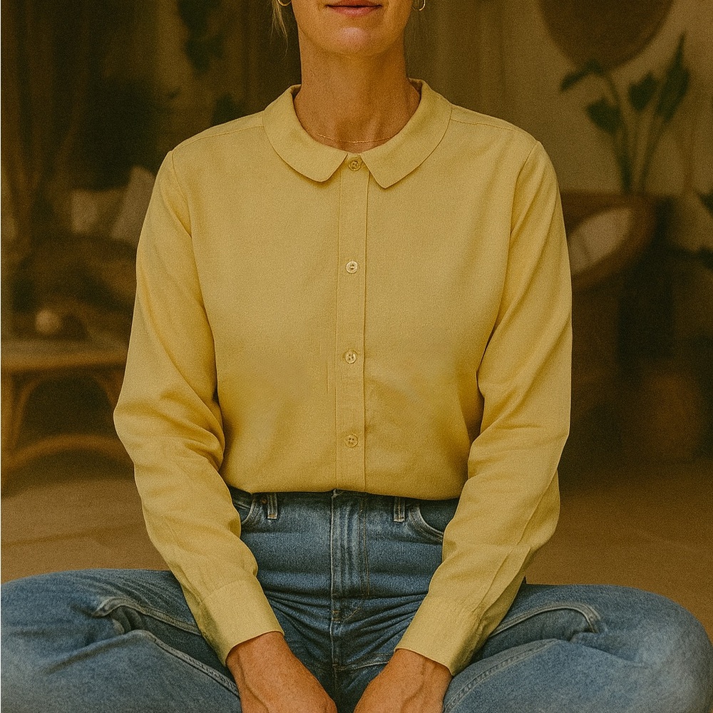 Vintage 1960’s Unisex Butter Yellow Hue Button Down Peter Pan Collar Shirt